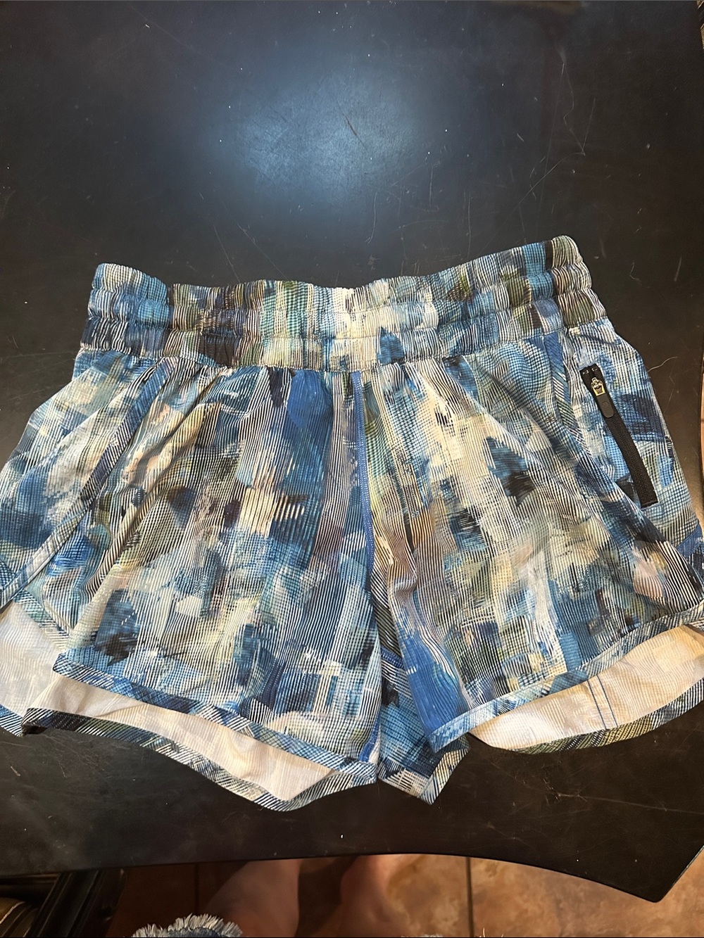 lululemon athletica Blue Multi-Print Running Shorts 4 inch inseam